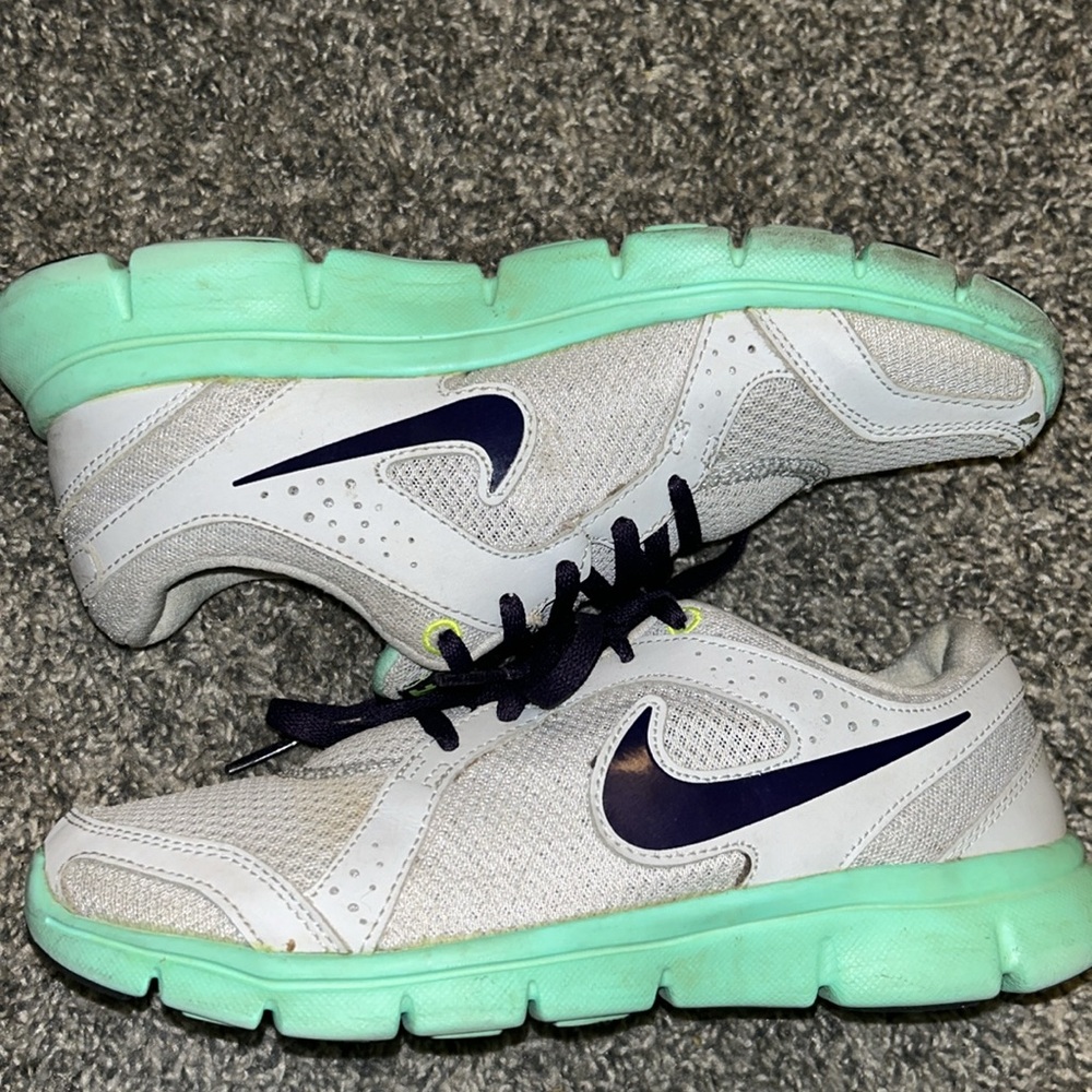 Nike flex experience. Rn2 - Picture 2 of 3